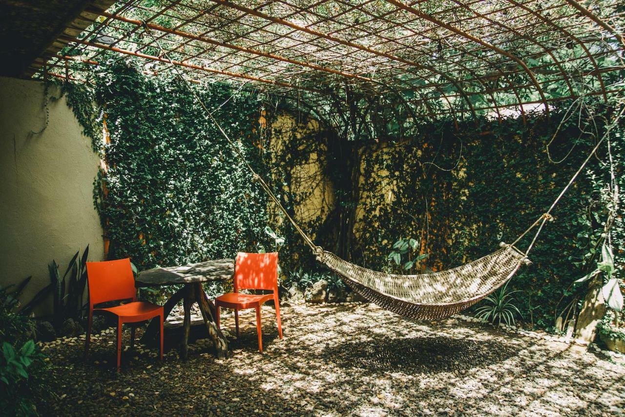 פורטו פרינססה Hibiscus Garden Inn מראה חיצוני תמונה